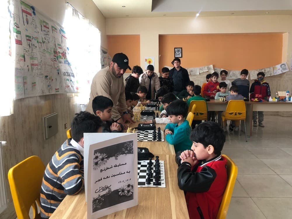دبستان غیردولتی پسرانه سرای دانش